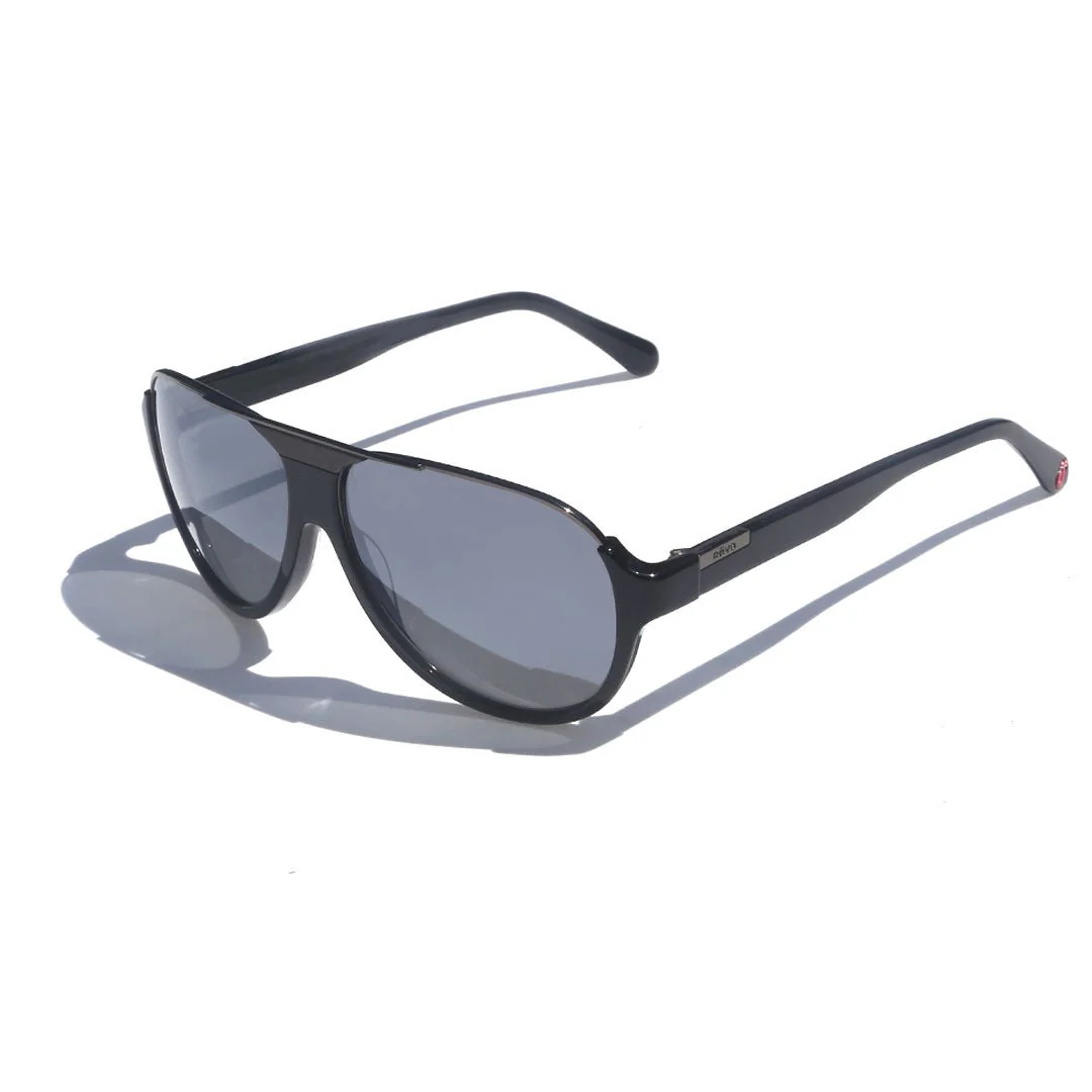Ruby Tuesday LTD - Image 12